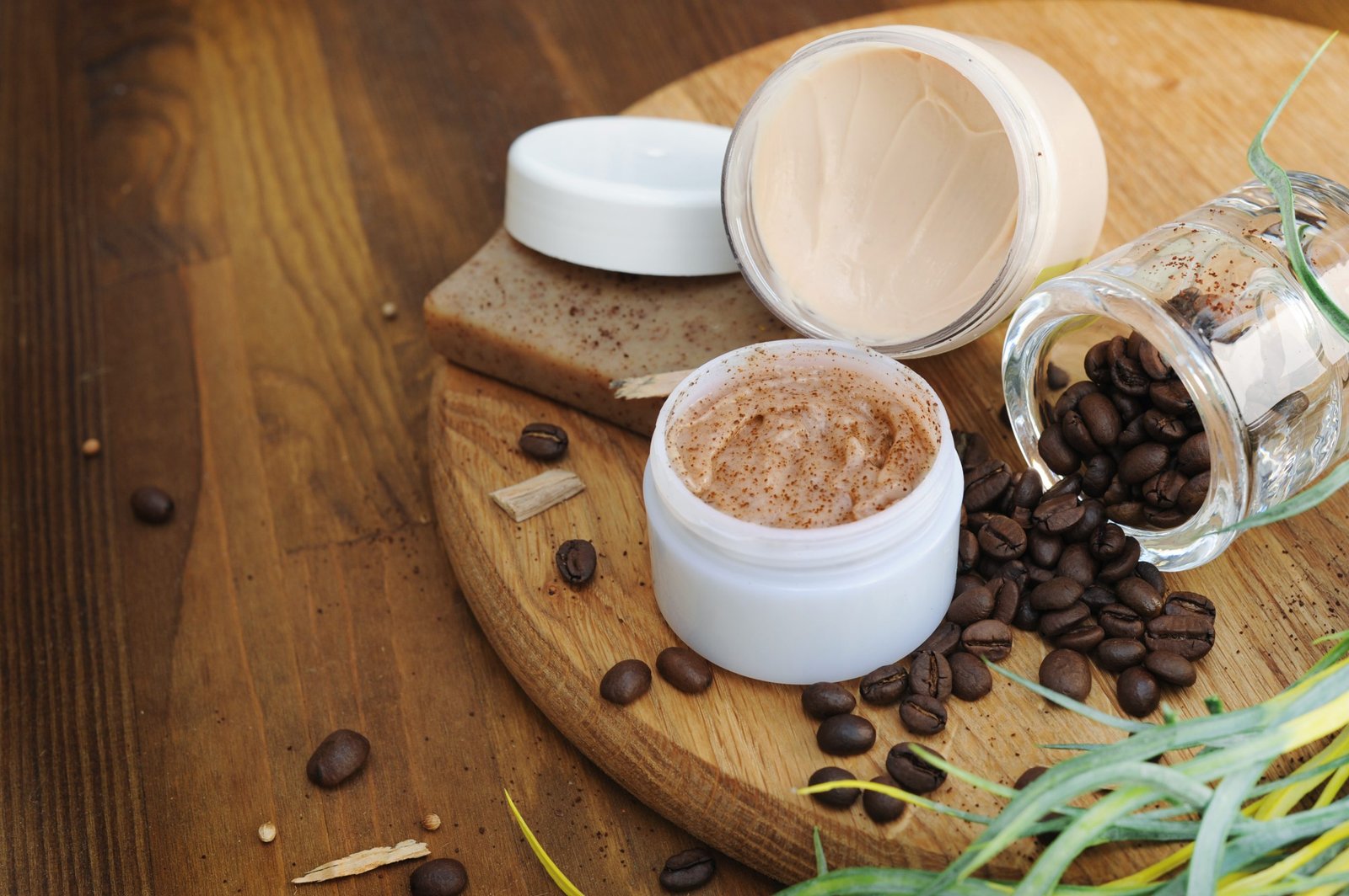 Cuidado natural del contorno de ojos: Soluciones efectivas para las ojeras Cuidado natural del contorno de ojos: Soluciones efectivas para las ojeras